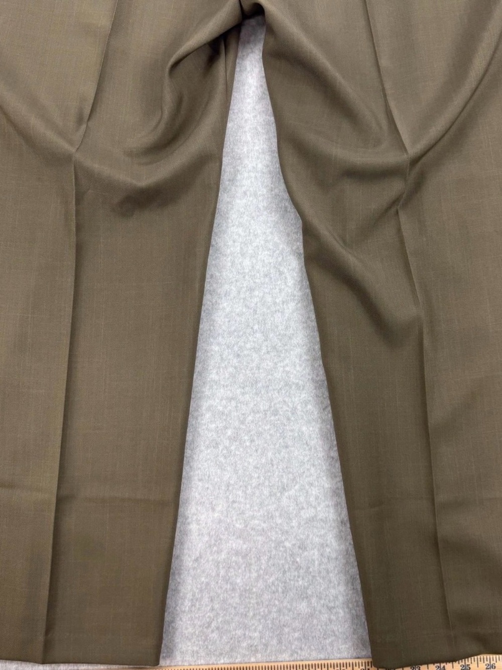 Haggar E-CLO Dress Pants Mens 48x30 Brown Classic Fit Stretch Microfiber NEW $85 - Picture 3 of 5